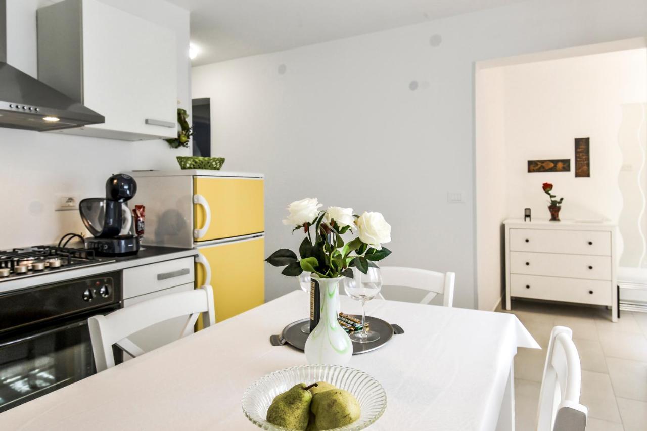 Apartment Anna Umag Exterior foto